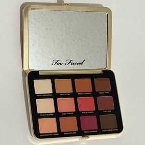 NWOT! Too Faced Just Peachy Mattes Eyeshadow Palette